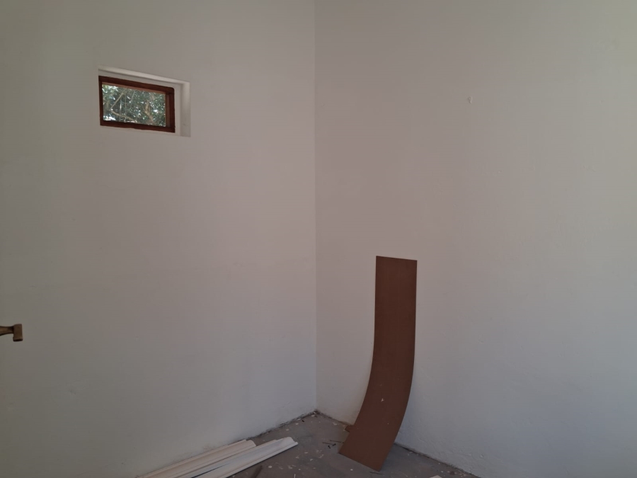 To Let 3 Bedroom Property for Rent in Selborne Eastern Cape